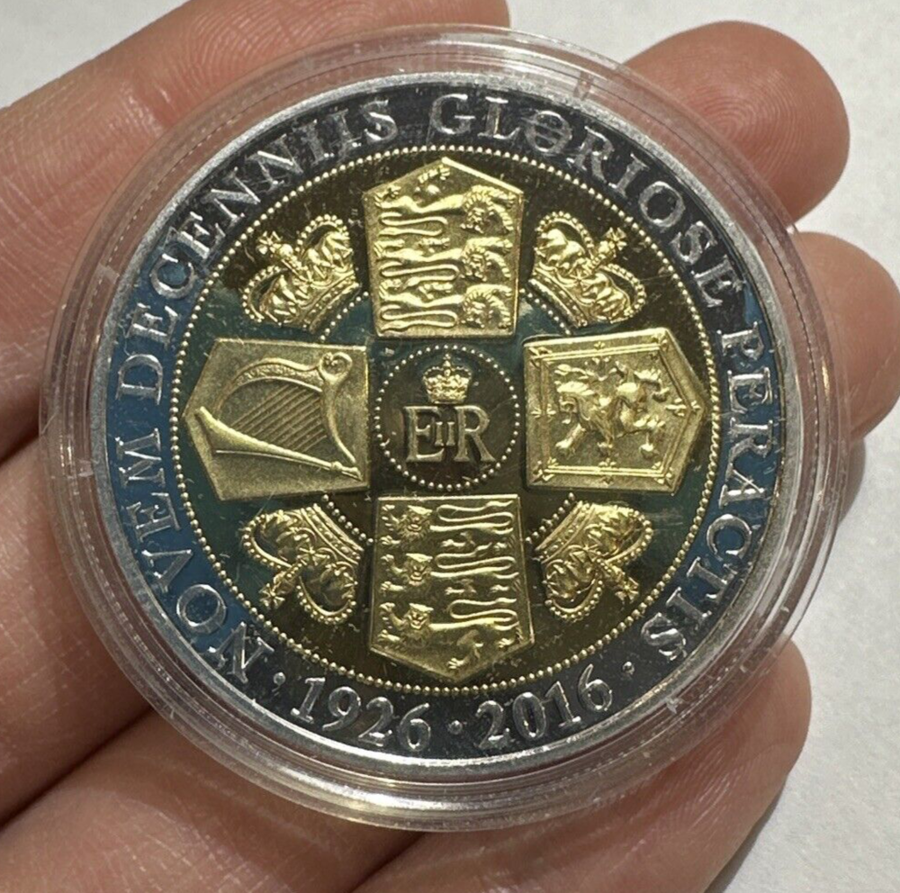 QE2 1926-2016 90th Commemorative Queen Elizabeth II Birthday One Crown 4h 3.10