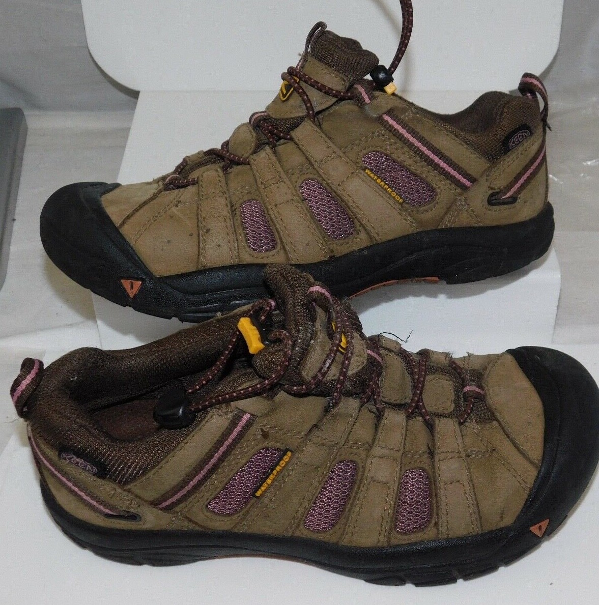 KEEN Voyageur Women's US 4 EU 37 Waterproof Leather Hike Trail Active Shoes